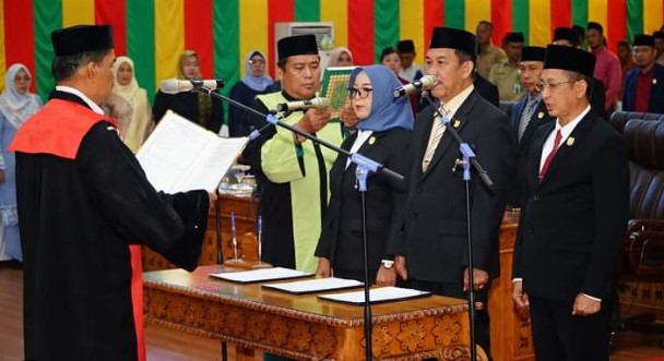 Maya Sari Dilantik Jadi Ketua DPRD Lingga Periode 2024-2029 Profil Maya Sari Ketua DPRD Lingga Periode 2024-2029