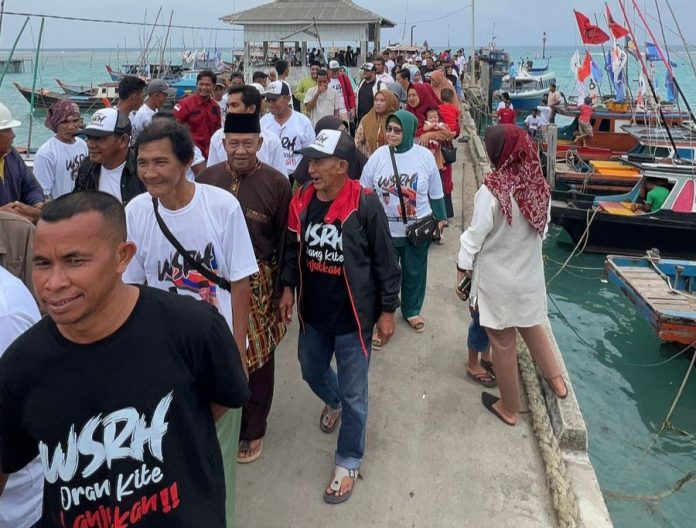 Kehangatan Masyarakat Pulau Midai Menyambut Pasangan Calon Bupati dan Wakil Bupati Natuna