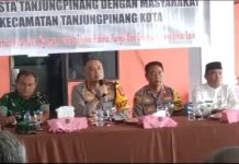 Jumat Curhat Polsek Tanjungpinang Kota, Kapolres Ingatkan Berita Hoax Pilkada