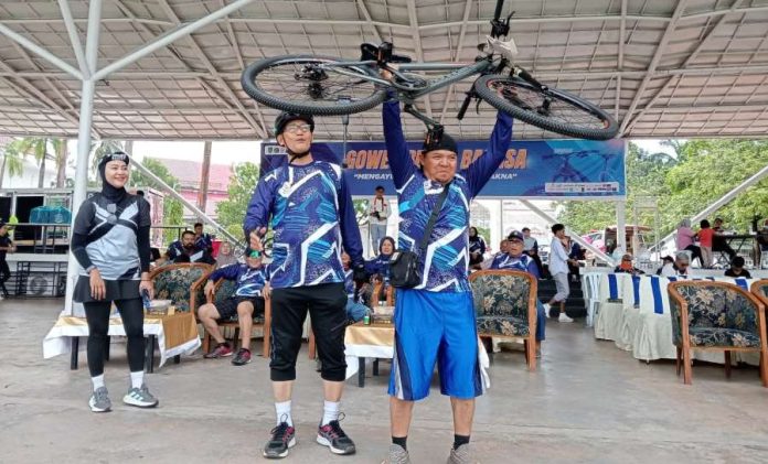 Peserta Gowes Bulan Bahasa Peserta Gowes Bulan Bahasa