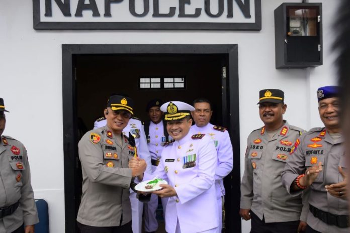 Polres Anambas Berikan Surprise HUT TNI Ke-79