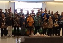 Rakor Bawaslu Kepri Soroti Pemasangan Alat Peraga Kampanye Melanggar Aturan Rakor Bawaslu Kepri Soroti Pemasangan Alat Peraga Kampanye Melanggar Aturan