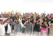 Rudi-Rafiq Nyalakan Kembali Harapan Warga Pulau Buru untuk Lihat Kepri Maju Rudi-Rafiq Nyalakan Kembali Harapan Warga Pulau Buru untuk Lihat Kepri Maju