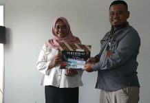 Apresiasi Peserta Publik Speaking WartaKepri 2024: Guru SMAN 1 Karimun Terbang Gratis ke Pekanbaru Apresiasi Peserta Publik Speaking WartaKepri 2024