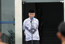 Usai Cuti Pilkada, Bupati Natuna Wan Siswandi Kembali Bertugas dan Ajak Pegawai Gunakan Hak Pilih Bupati Natuna Wan Siswandi