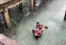 Aksi Heroik AKP Andri Selamatkan Perempuan Nyemplung ke Laut