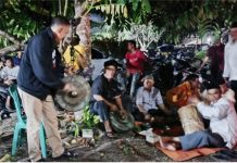 Kampanye Penuh Semangat: Wan Siswandi Tampil Beda di Air Kolek Calon Bupati Natuna nomor urut 02, Wan Siswandi,