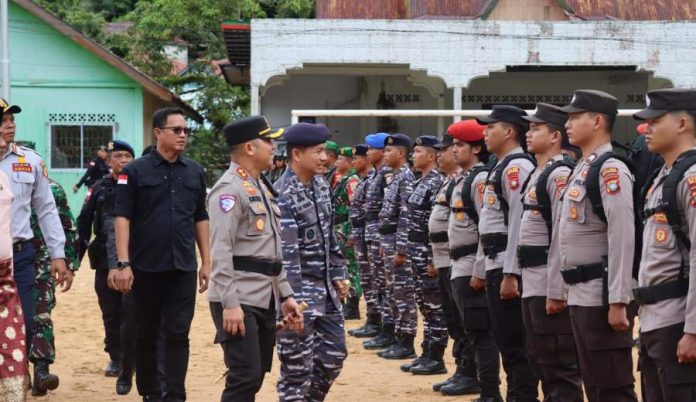 Kapolres Anambas Cek Kesiapan Personel Pengamanan TPS Pilkada 2024