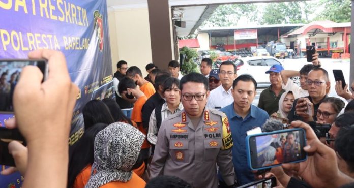 Kapolresta Barelang Tangkap 6 Tersangka TPPO dan Gagalkan Pengiriman PMI Ilegal