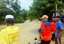 Pjs. Bupati Pasaman Edi Dharma Tinjau Lokasi Terdampak Banjir, Penanganan Darurat Segera Dilakukan
