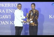 Kado Terindah Akhir Tahun 2024, Pasbar Dianugerahi Sebagai Kabupaten Sangat Inovatif Raih penghargaan Innovative Government Award