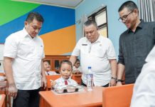 PT Timah Gandeng Pemkab Belitung Timur Gelar Program Makan Bergizi Grup Holding Industri Pertambangan Indonesia MIND ID melalui PT Timah, menggelar kegiatan dukung program makan bergizi dan penyuluhan gizi, di SDN 21 Gantung