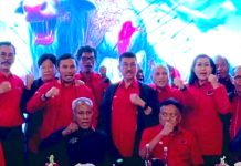 Ketua PDI Perjuangan Kepri Hadir dan Dukung Pemecatan Jokowi Ketua PDI Perjuangan Kepri Hadir dan Dukung Pemecatan Jokowi