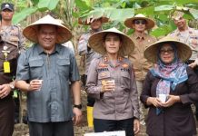 Program Swasembada Pangan 2025, Polres Bintan Turut Tanam Jagung Serentak