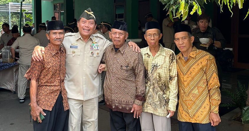 Sahabat seperjuangan untuk Indonesia Raya