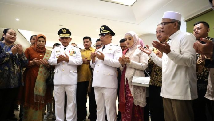 Ansar-Nyanyang Gubernur Keprii