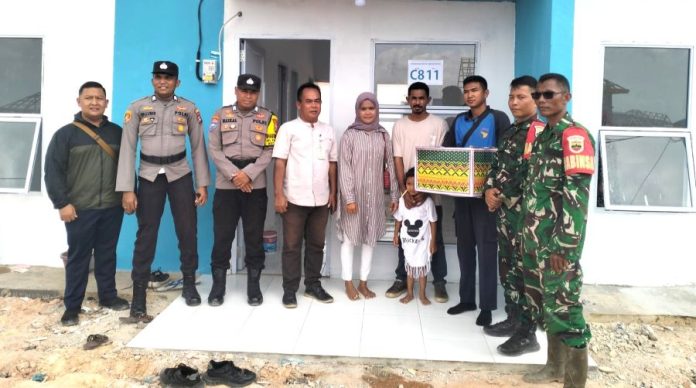 BP Batam Fasilitasi 58 KK Terdampak Rempang Eco-City Menempati Rumah Baru BP Batam Fasilitasi 58 KK Terdampak Rempang Eco-City Menempati Rumah Baru