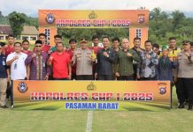 Wabup Risnawanto dan Ketua DPRD Pasbar Hadiri Pembukaan Tournament Sepak Bola Kapolres Cup 1 Tahun 2025