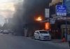Kios BBM di Karimun Ludes Terbakar, Kerugian Ditaksir Mencapai Ratusan Juta Kebakaran melanda kios penjual Bahan Bakar Minyak