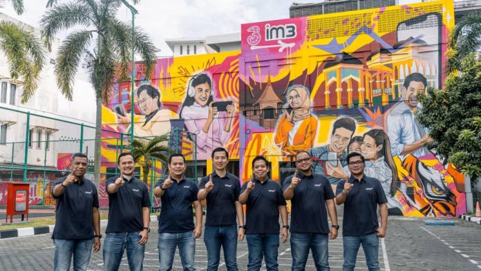 Kolaborasi Mural, Indosat Ooredoo Hutchison Pererat Hubungan