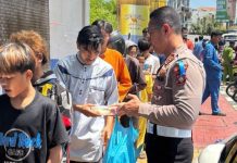 Satlantas Polresta Barelang ajak Masyarakat Jadi Pelopor Keselamatan Lalu Lintas Satlantas Polresta Barelang ajak Masyarakat Jadi Pelopor Keselamatan Lalu Lintas