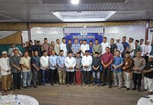 Buka Puasa Bersama PWI Natuna: Mempererat Silaturahmi dan Membahas Masa Depan Provinsi Baru Foto Bersama pengurus PWI Natuna