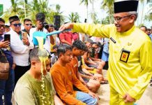 Balimau Kasai Keluarga Besar Kabupaten Kampar di Pantai Palm Spring Nongsa Balimau Kasai Kampar 2