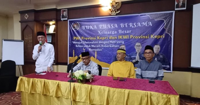Buka Puasa PWI Kepri 2025 Penuh Kekeluargaan, Dihadiri Sekda