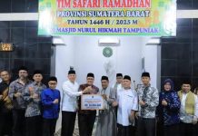 Bupati Pasaman dan Ketua DPRD Dampingi Safari Ramadan Provinsi Sumbar di Lubuk Sikaping Bupati Pasaman dan Ketua DPRD Dampingi Safari Ramadan Provinsi Sumbar di Lubuk Sikaping