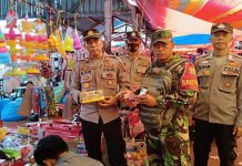 Polsek Kinali Gelar Razia Petasan di Pasar Durian Kilangan dan Padang Canduh Pasaman Barat