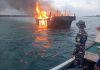 Satu ABK Tewas dalam Kebakaran Kapal Pengangkut Solar di Perairan Subi Kabupaten Natuna Foto Pen Lanal: Kapal pompong kayu berbobot 46 GT tersebut membawa 80 ton solar untuk kebutuhan Pembangkit Listrik Tenaga Diesel (PLTD) di wilayah Subi.