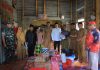 Peduli Korban Kebakaran, Bupati Sabar AS Serahkan Bantuan di Kampung Muara Bangun, Nagari Sitombol