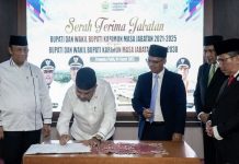 Estafet Tampuk Kepemimpinan Bupati Karimun Resmi Beralih ke Iskandarsyah
