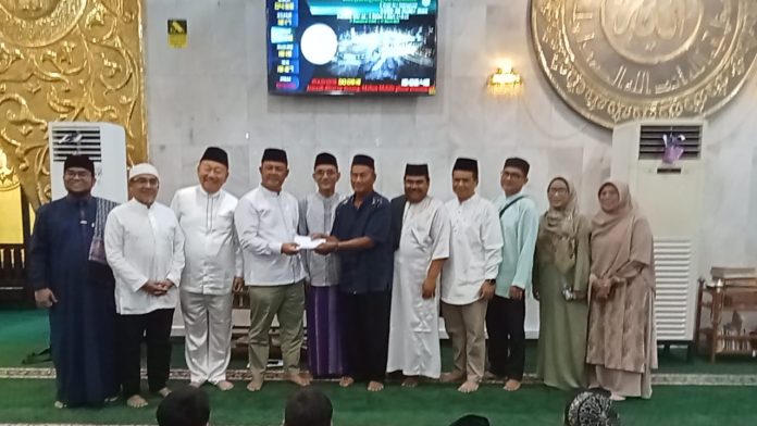Iman Sutiawan Ketua DPRD Kepri