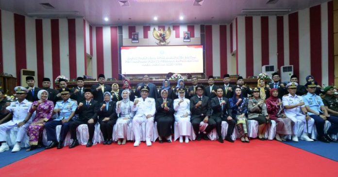 Pidato Perdana Bupati Roby di DPRD Bintan