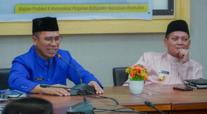 Rapat Kerja Perdana Bupati dan Wakil Bupati Kepulauan Anambas Rapat Kerja Perdana Bupati dan Wakil Bupati Kepulauan Anambas Aneng dan Raja Bayu