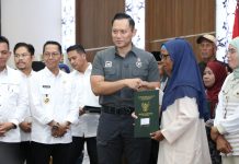 Terima Sertifikat Hak Milik, Warga Rempang Apresiasi Komitmen Presiden dan BP Batam