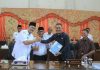 Bupati Yulianto dan Wabup M. Ihpan Bacakan LKPJ Bupati Pasaman Barat Tahun 2024 di ruang sidang DPRD