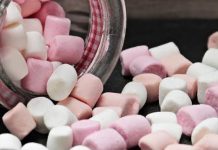 9 Jenis Cemilan Mengandung Lemak Babi dan Cara Kita Mengetahuinya