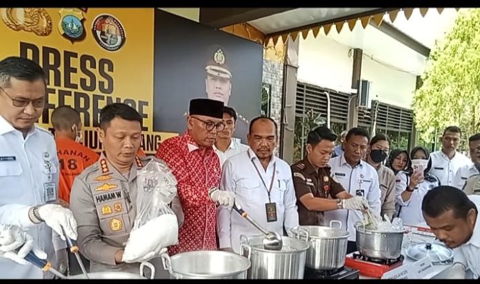 Polresta Tanjungpinang Musnahkan Barang Bukti Hampir 10 kilogram Sabu