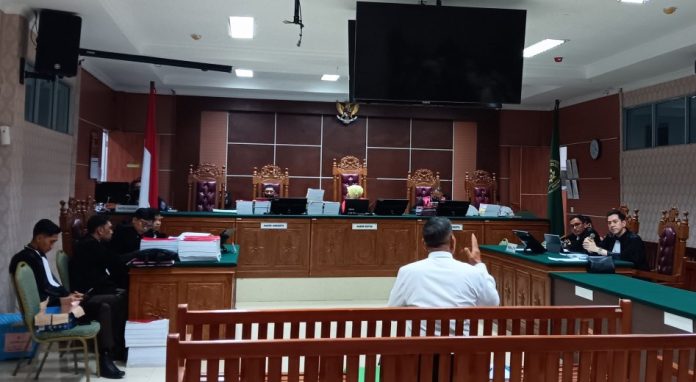 Narkotika yang melibatkan 10 mantan anggota Satnarkoba Polresta Barelang, pada Kamis 8 Mei 2025 menghadirkan saksi ahli pidana dari terdakwa Satria Nanda