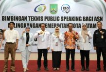 Amsakar Buka Bimtek Public Speaking, Dukung ASN Corong Komunikasi Pemerintah