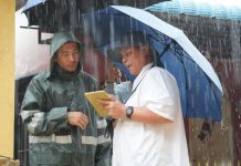 Anggota Deputi Bidang Infrastruktur Tinjau Titik Longsor di Kecamatan Bengkong Bengkong