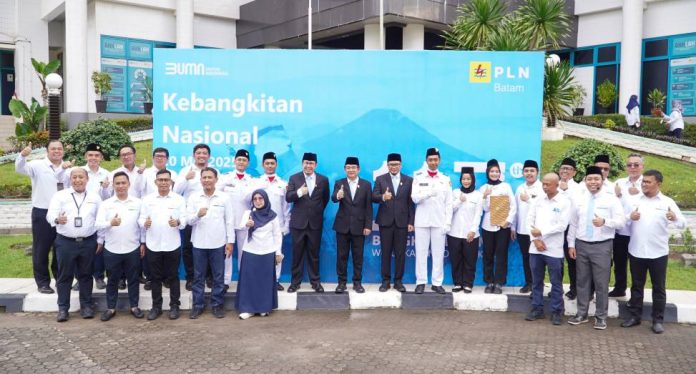 Dirut PLN Batam Kwin Fo Jadi Pembina Upacara Hari Kebangkitan Nasional ke-117