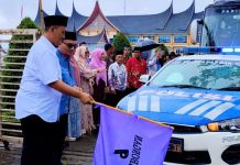 Wabup M.Ihpan Lepas 245 Jemaah Calon Haji Pasaman Barat Kloter VIII