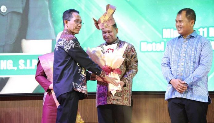 Letnan Kolonel Arh Yan Eka Putra resmi menjaba Dandim 0316 Batam