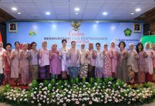 OJK Sering Dapat Aduan Kalau Ibu-ibu Ada Jadi Korban Pinjol Ilegal atau Investasi Bodong OJK Sering Dapat Aduan Kalau Ibu-ibu Ada Jadi Korban Pinjol Ilegal atau Investasi Bodong