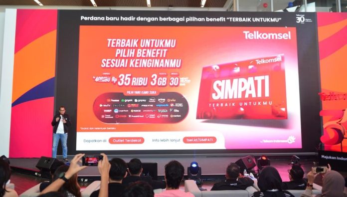 SIMPATI Kartu Legendaris Telkomsel, 30 Tahun Menghubungkan dan Majukan Indonesia SIMPATI Kartu Legendaris Telkomsel, 30 Tahun Menghubungkan dan Majukan Indonesia