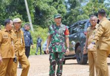 TNI Manunggal Membangun Desa 124 Buka Jalan ke Desa Panggak Laut TNI Manunggal Membangun Desa 124 Buka Jalan ke Desa Panggak Laut