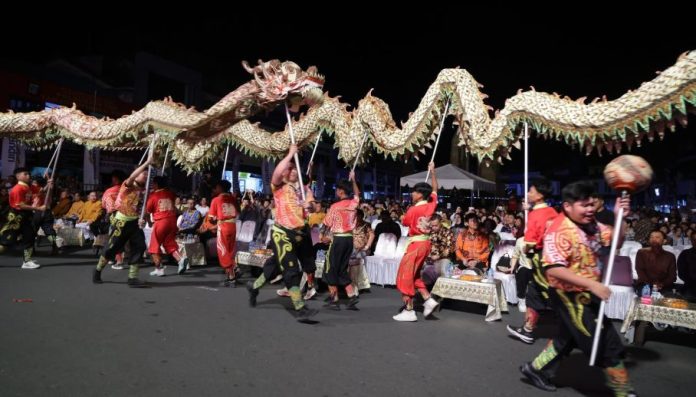 Wagub Kepri Hadiri Acara Sannipata Hari Raya Waisak 2569 Tahun Buddhis 2025